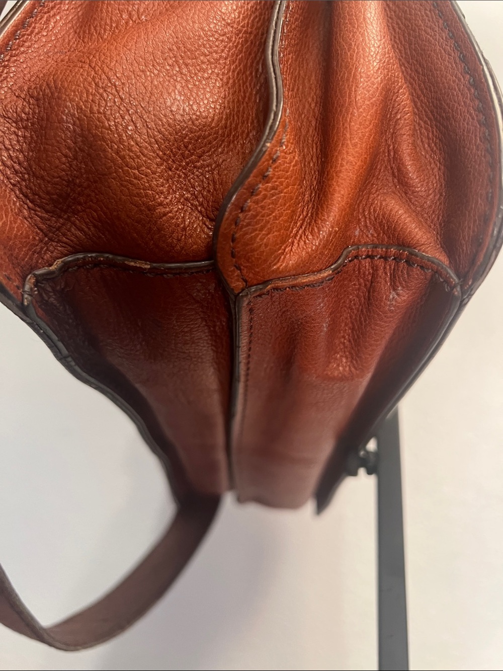 Vintage Fossil Skyler Leather Satchel in Cognac - Picture 10 of 15